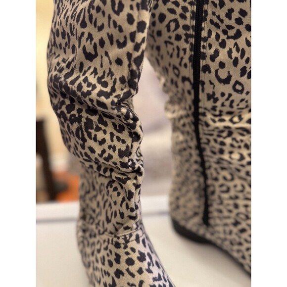 NEW Adina Women's Snow Leopard Tall Boots Sz 9 Wide Calf Animal Print Wild Fun - Picture 4 of 10